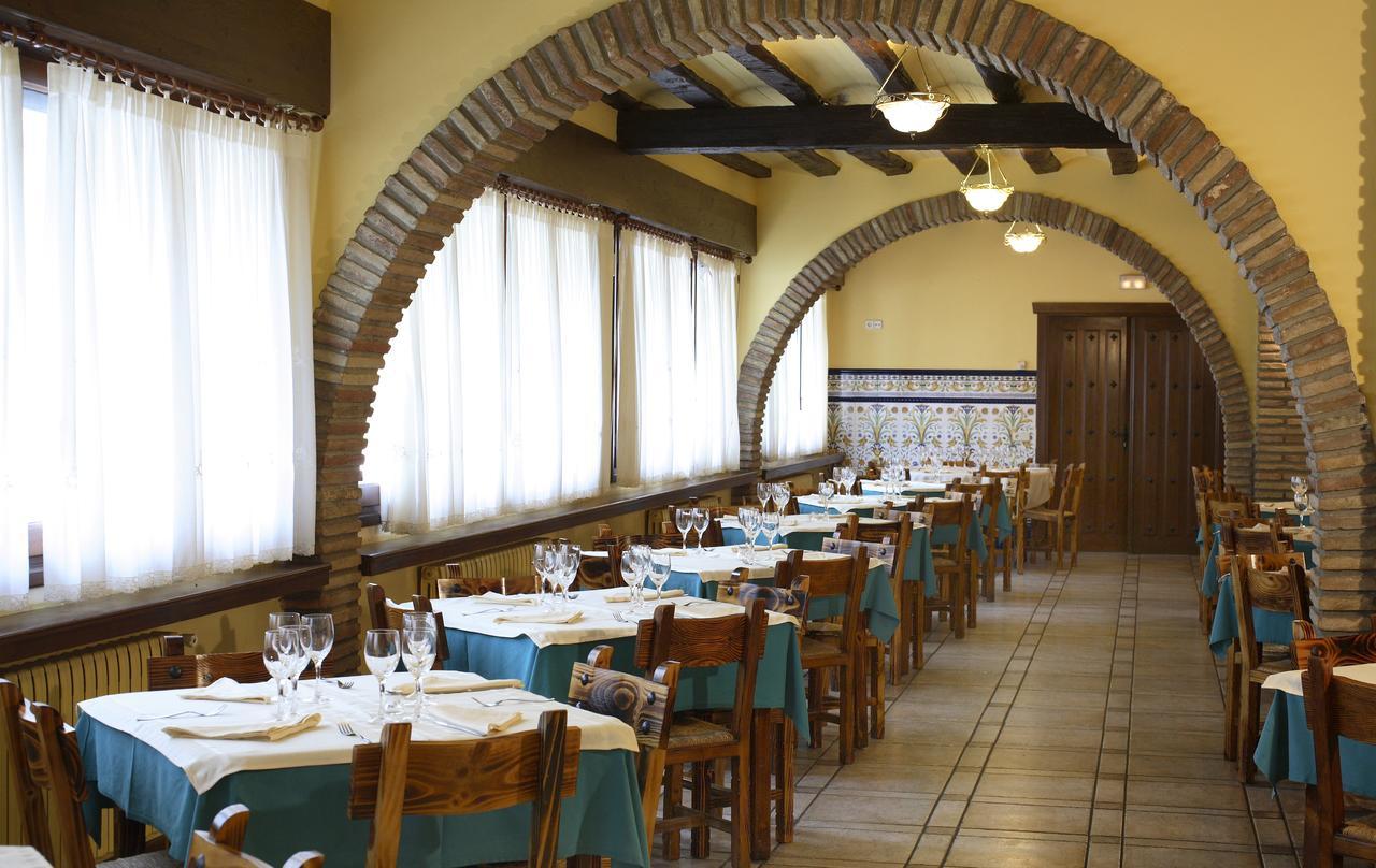 Hotel La Venta De Goyo Viniegra de Abajo Exteriér fotografie